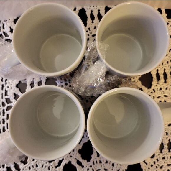 Halston 1992 New Set of 4, Still Wrapped American Classic Fashion Mugs 12oz. - Picture 3 of 5